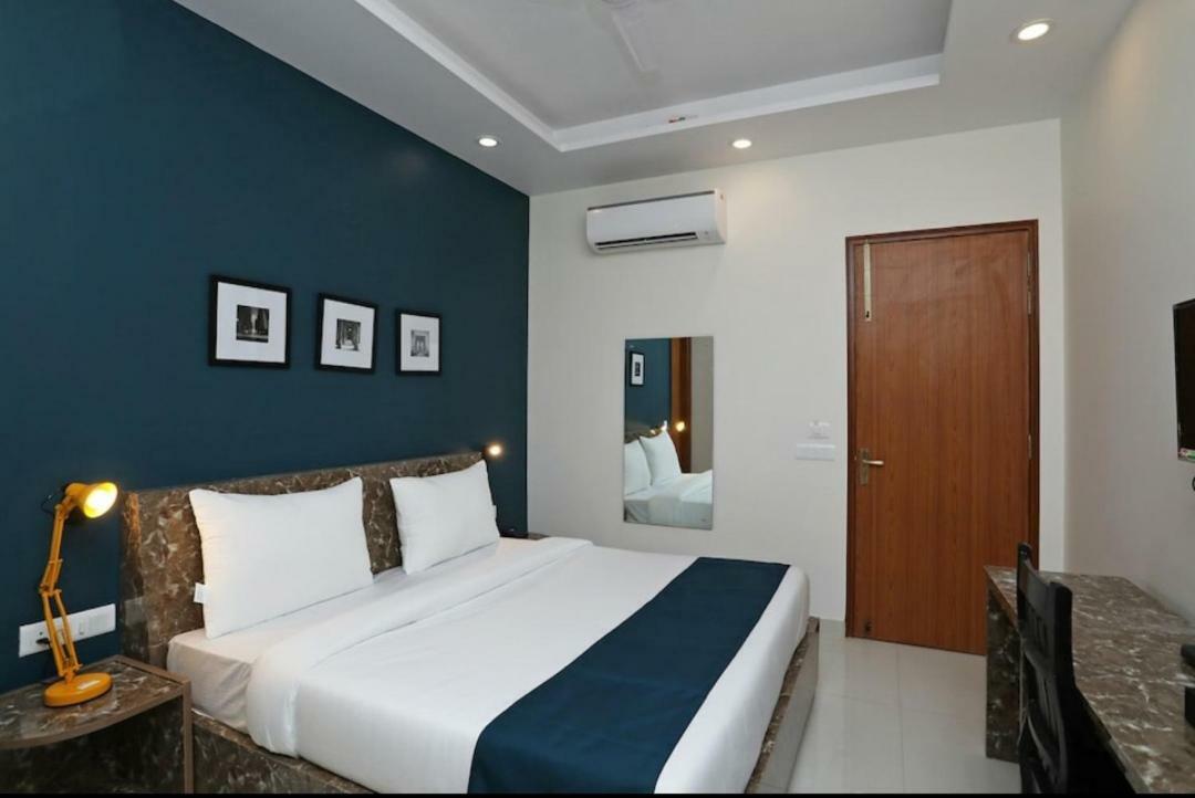 Hotel Galaxy Inn Gurgaon Extérieur photo
