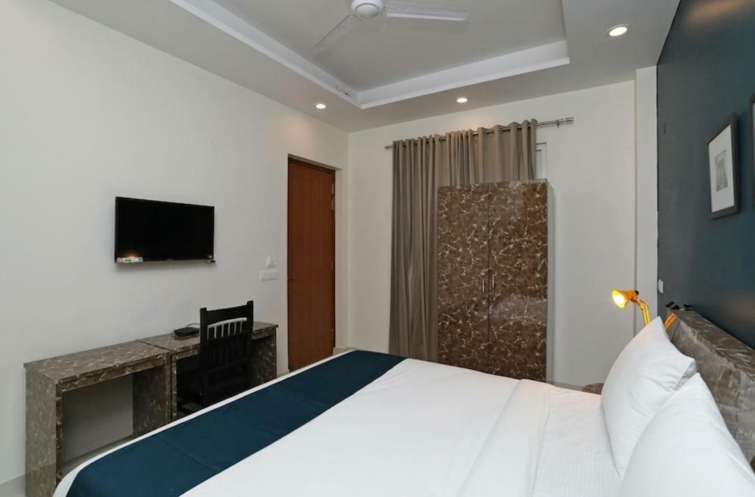 Hotel Galaxy Inn Gurgaon Extérieur photo